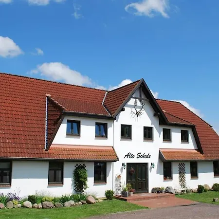 Vilm Mecklenburg Pool Alte Schule Barlin Apartment Dargun