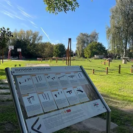 Vilm Mecklenburg Pool Alte Schule Barlin *